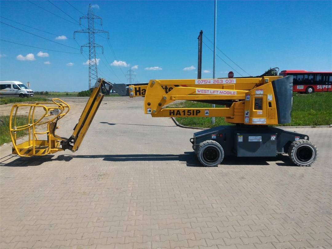 Коленчатый подъёмник Haulotte HA15 IP