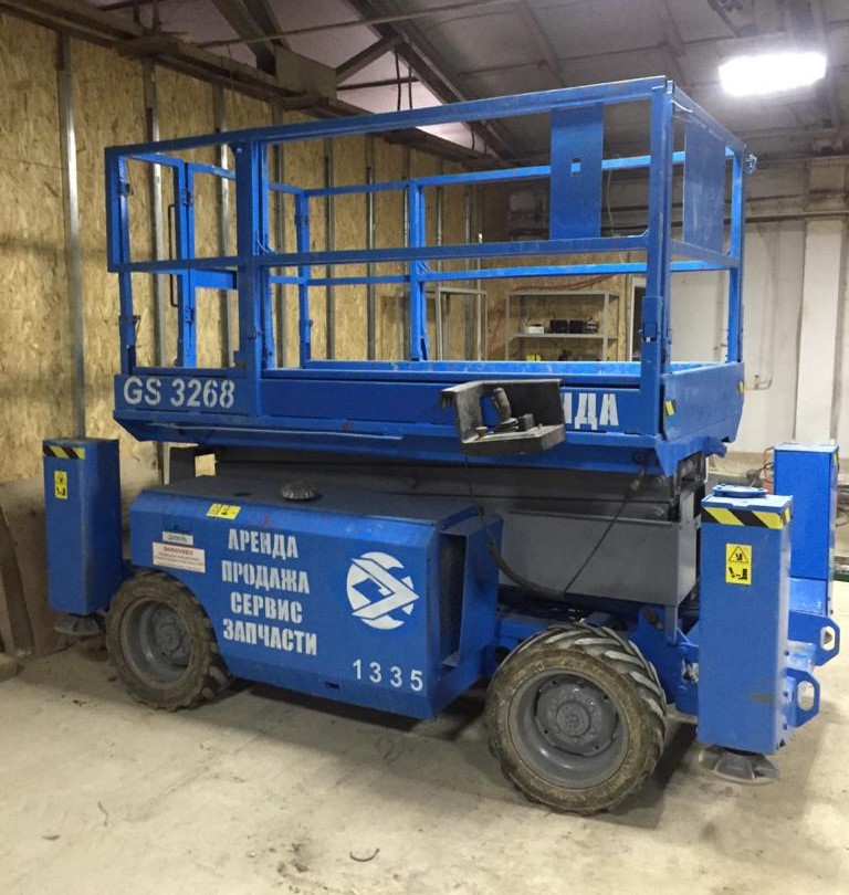 Ножничный подъемник Genie GS 3268RT